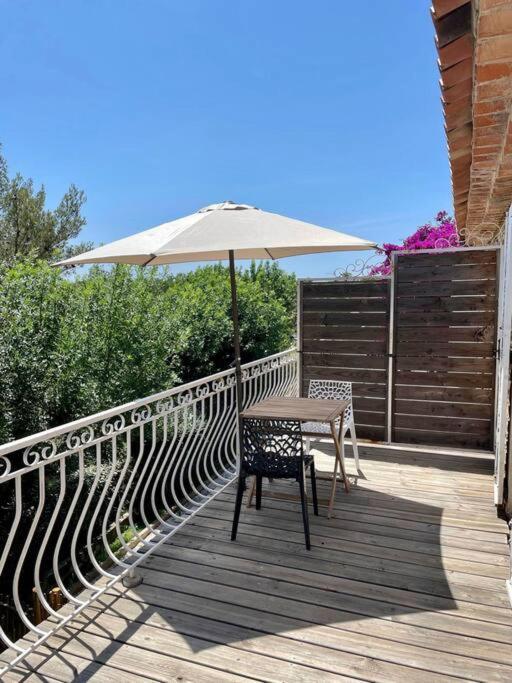 Grand Studio & Terrasse Privee Hyères Dış mekan fotoğraf